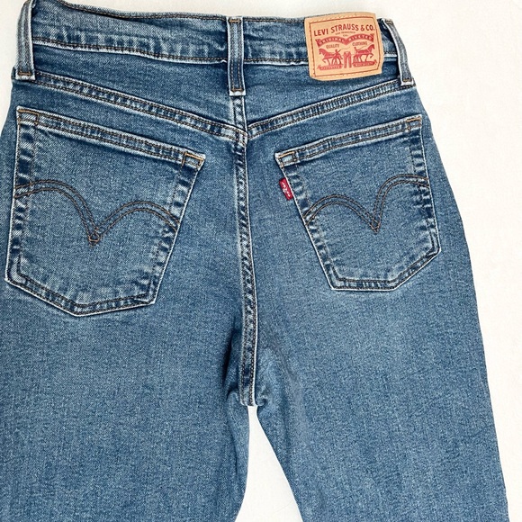 Levi’s Wedgie Straight Blue Women's Jeans Size 27 - Picture 5 of 5